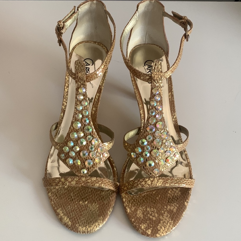 Carlos by Carlos Santana Starlet pump in Taupe size 7